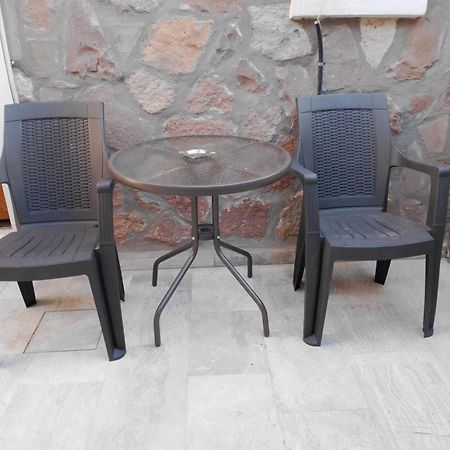 Mpaliaka Myrsini Apartment Митимна Екстериор снимка