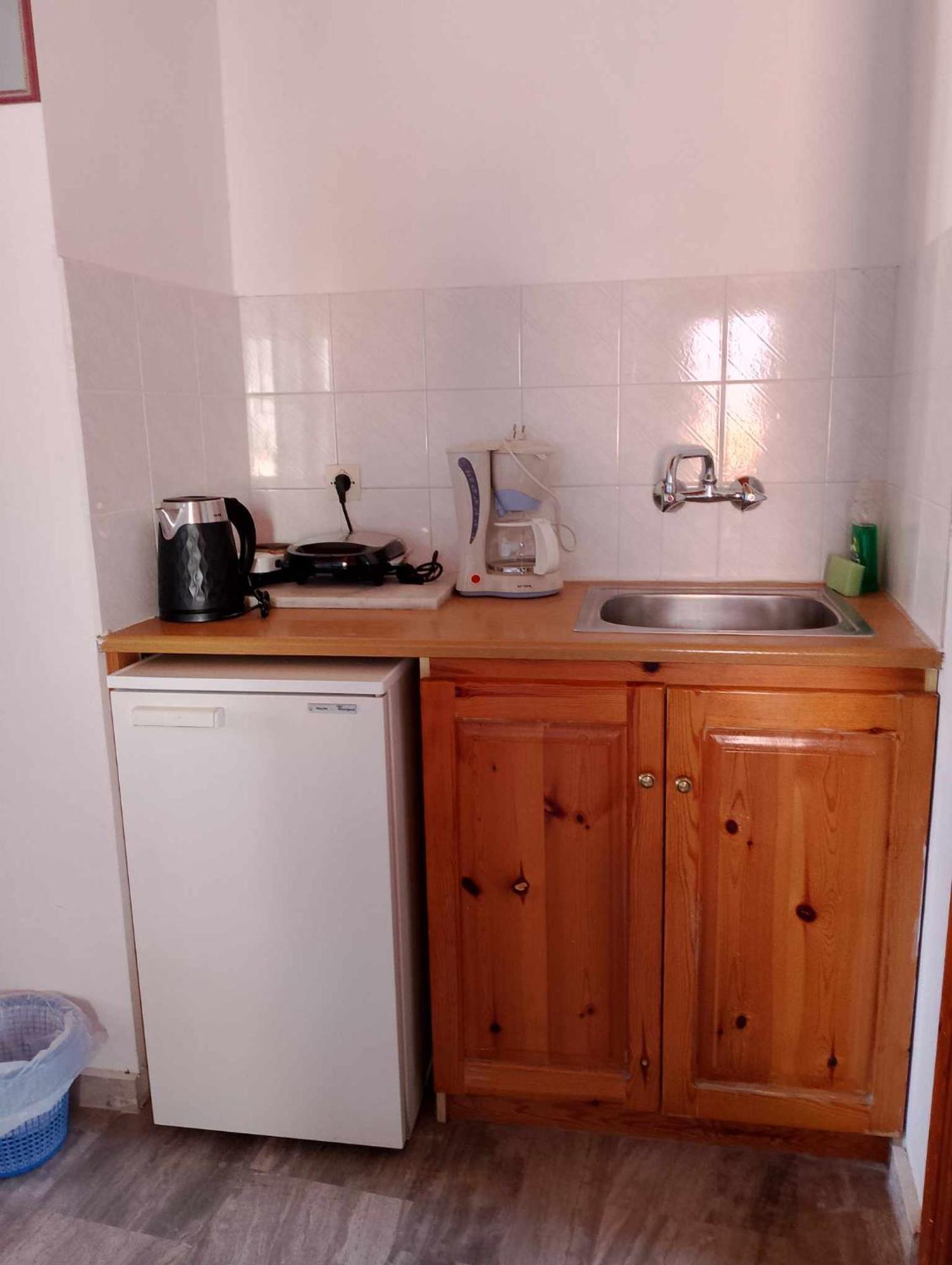 Mpaliaka Myrsini Apartment Митимна Екстериор снимка