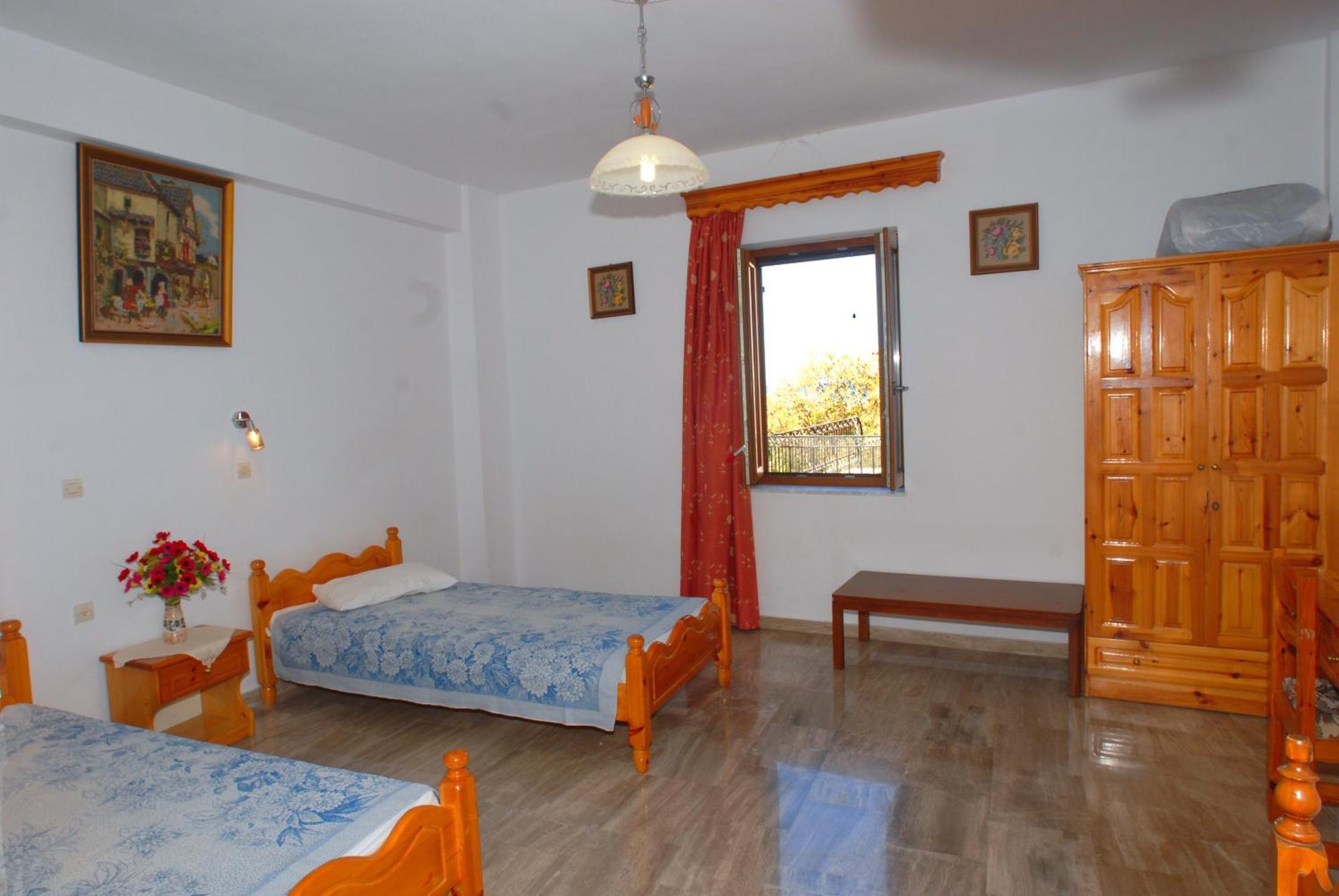 Mpaliaka Myrsini Apartment Митимна Стая снимка