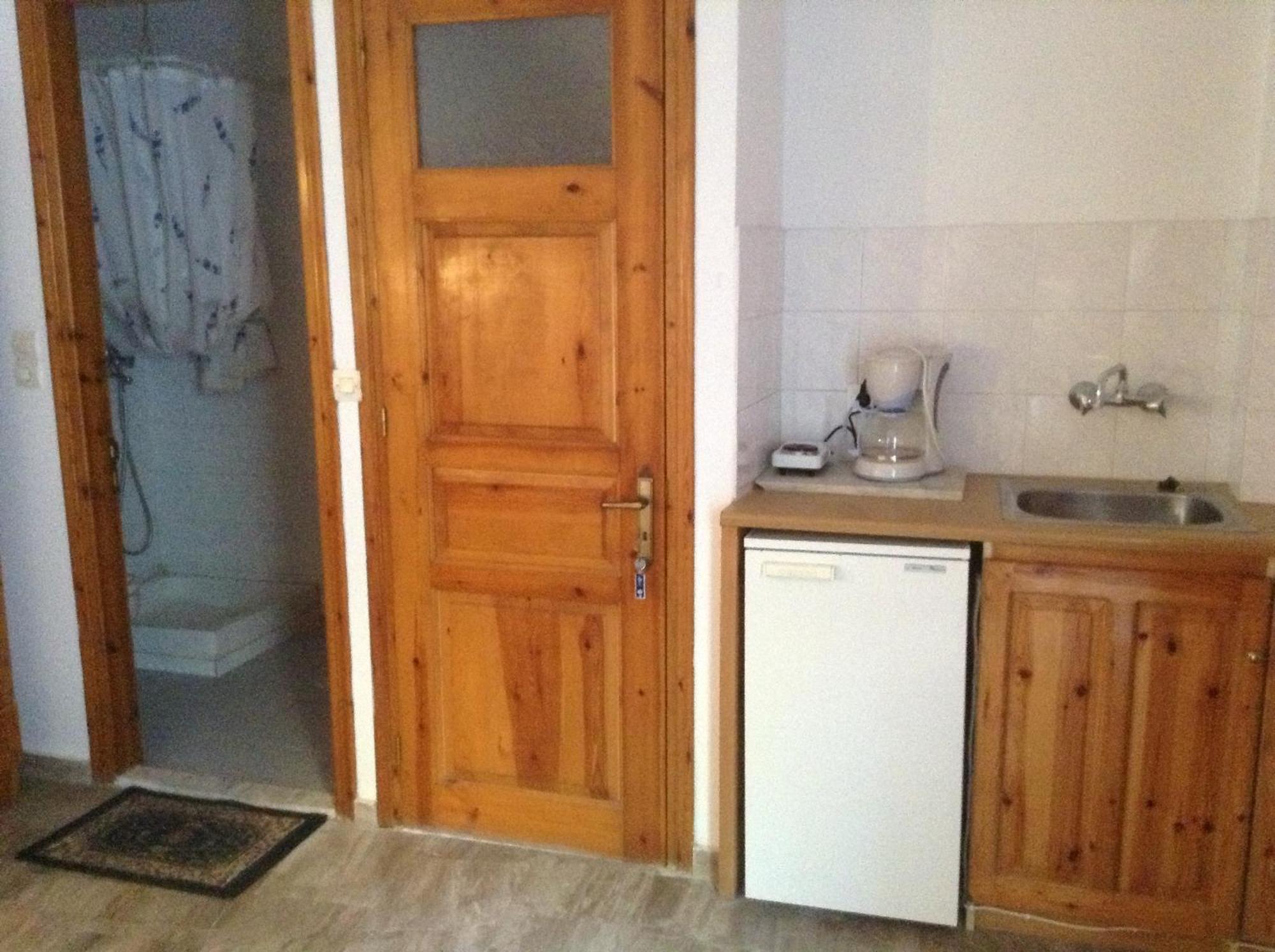 Mpaliaka Myrsini Apartment Митимна Стая снимка