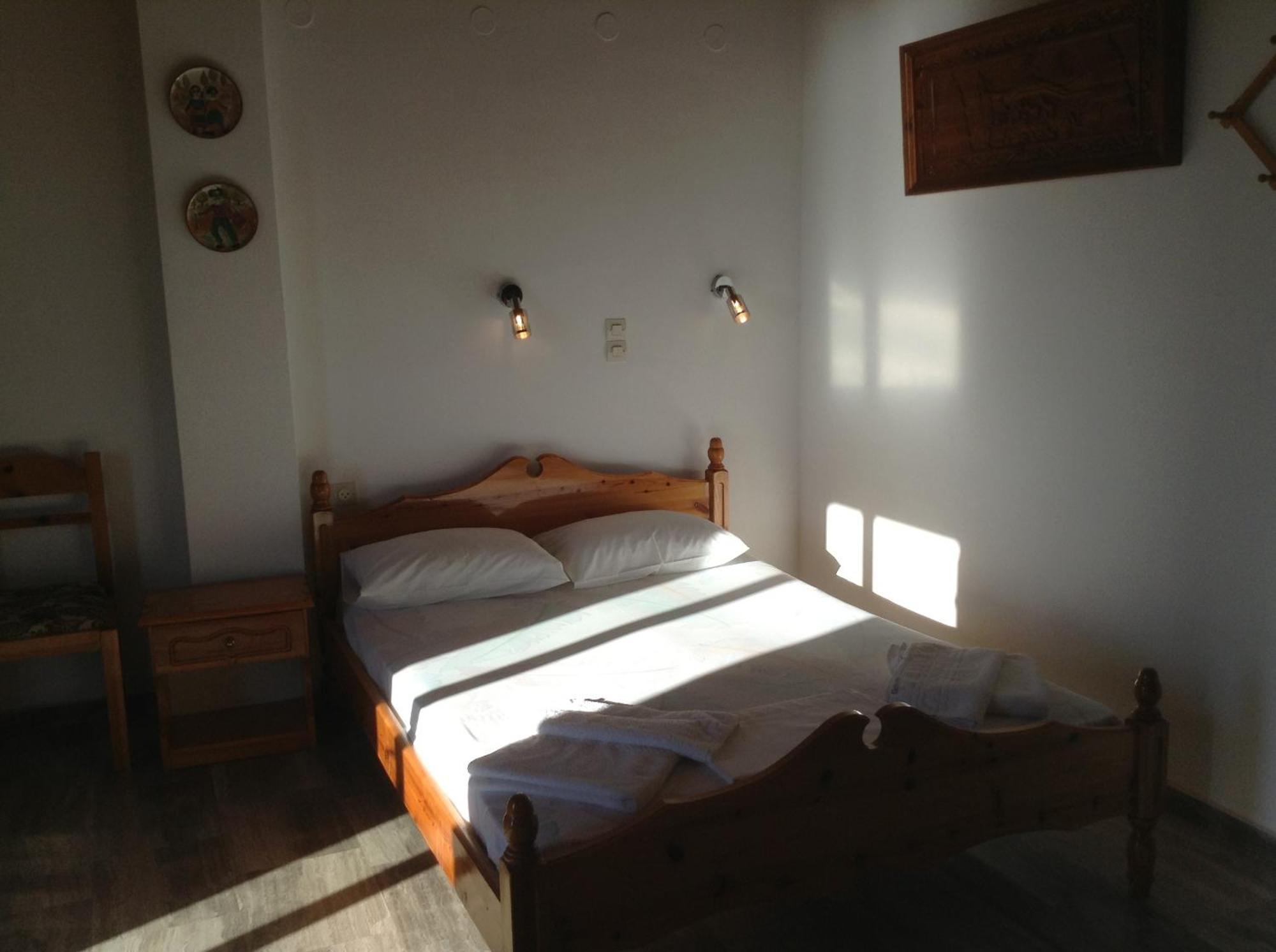 Mpaliaka Myrsini Apartment Митимна Стая снимка