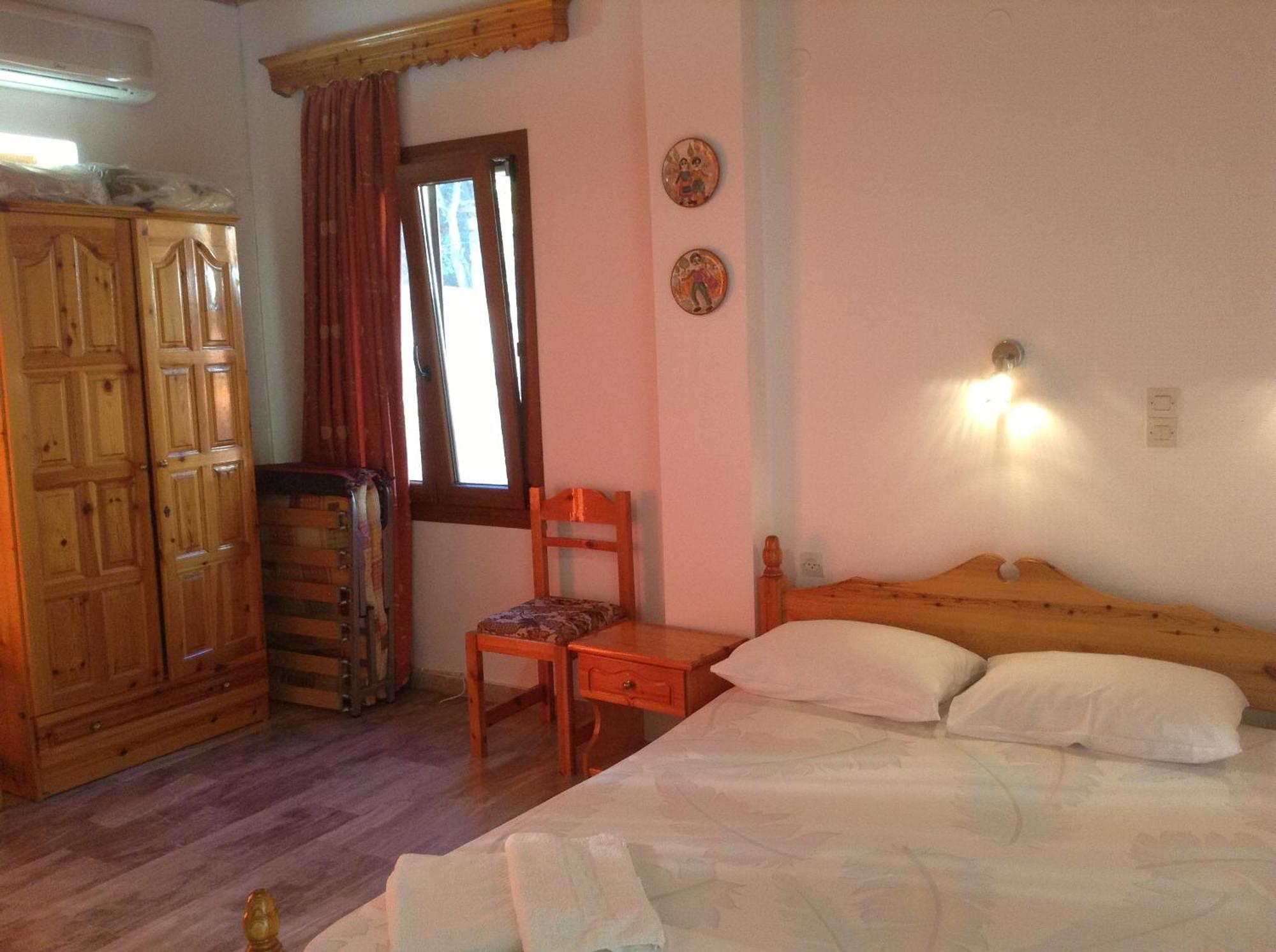Mpaliaka Myrsini Apartment Митимна Стая снимка
